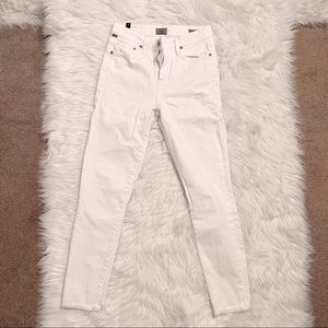 NWOT Citizens of Humanity white jeans Size 25